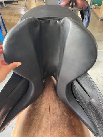 Sella da dressage Forestier  17.5" - 2022