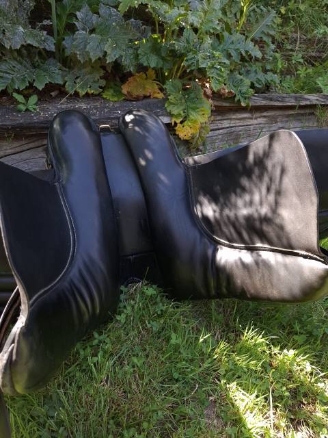 Sella da trekking Euroriding Selle de randonnée  18" - 2006