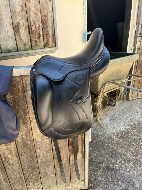 Sella da dressage Antarès  17.5" - 2021