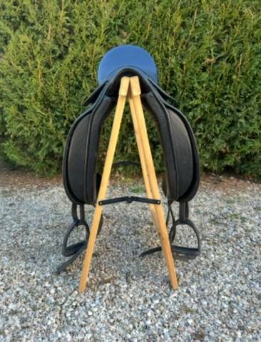 Sella da dressage Forestier Carlos Pinto 17" - 2016