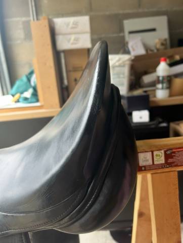 Sella da dressage Forestier Carlos Pinto 17" - 2016