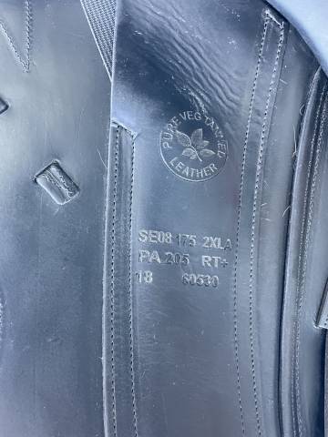 Sella da dressage CWD SE08 dressage  17.5" - 2018