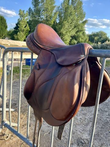 Altra sella Devoucoux Chiberta 17" - 2012