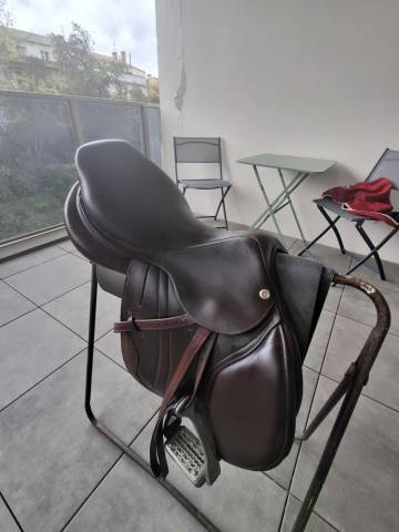 Sella da salto ostacoli CWD  18" - 2017
