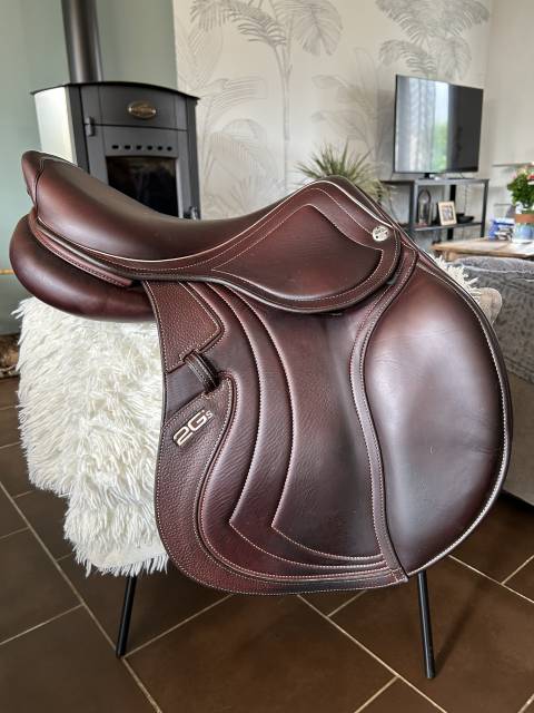 Sella da salto ostacoli CWD  16.5" - 2017