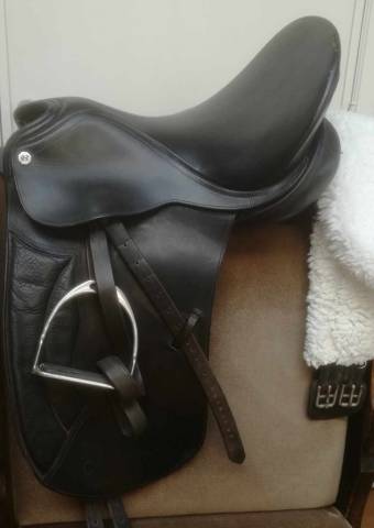 Sella da dressage  Jabez Cliff  Clifebarnsby  17" - 2000