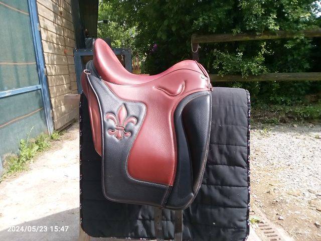 Sella da dressage Ludomar  17" - 2017