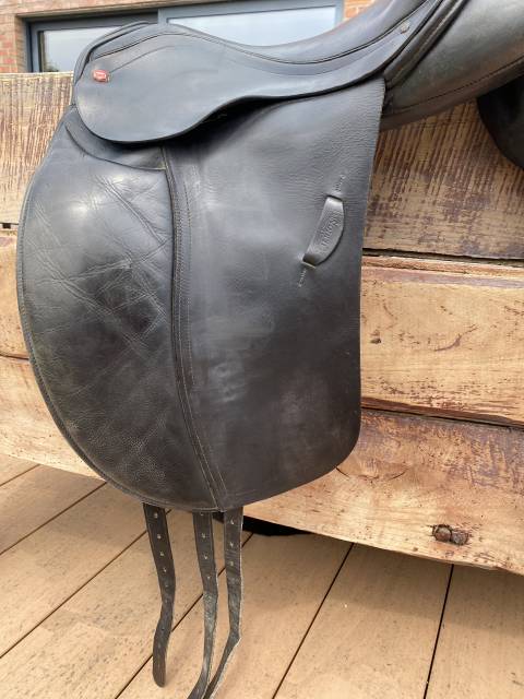 Sella da dressage Albion  17.5" - 2015