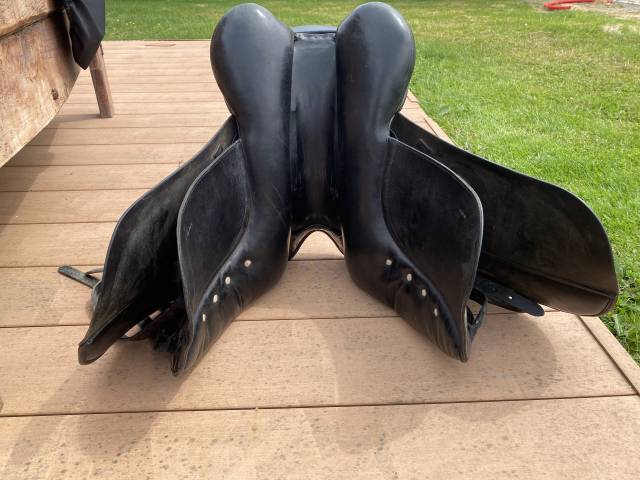 Sella da dressage Albion  17.5" - 2015