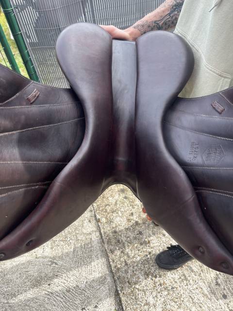 Sella da salto ostacoli Forestier  17" - 2017