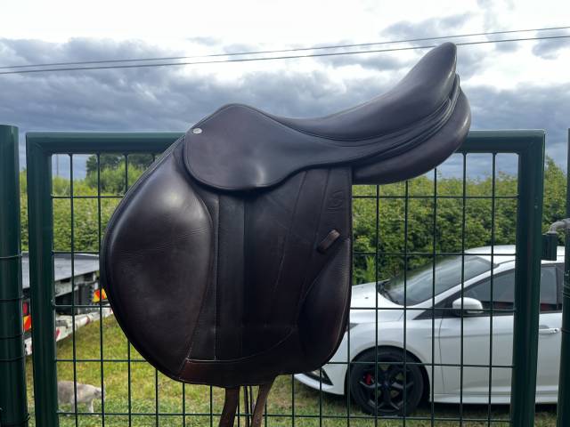 Sella da salto ostacoli Forestier  17" - 2017