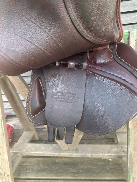 Sella da salto ostacoli CWD  17" - 2023