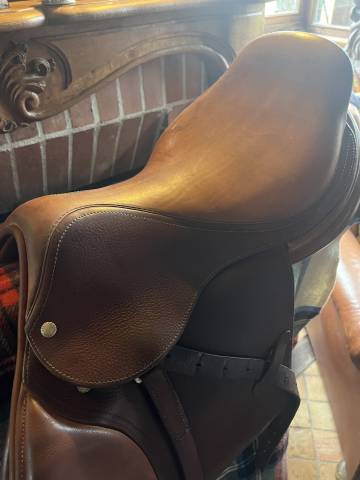 Sella da salto ostacoli Forestier  17" - 2020