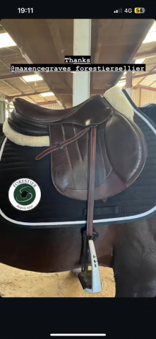 Sella da salto ostacoli Forestier  17.5" - 2018