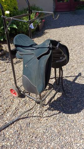 Sella da dressage Wintec  17" - 2023