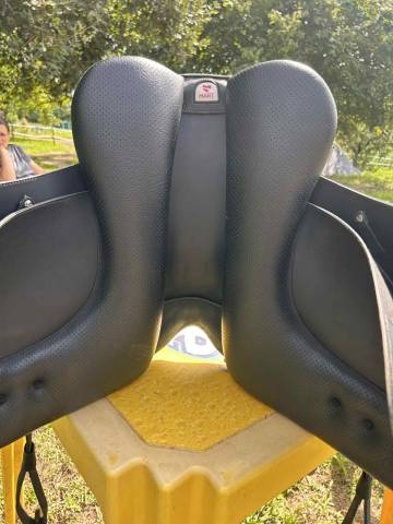 Sella da dressage Wintec  17" - 2023