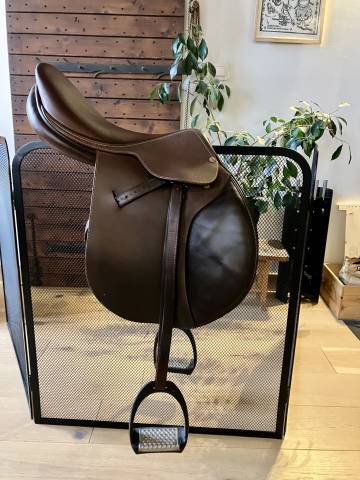 Sella da salto ostacoli Butet  17" - 2008