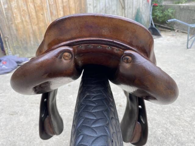 Sella da salto ostacoli Meyer  17" - 2015