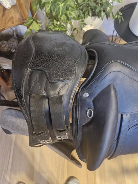 Sella da dressage Devoucoux  17" - 2020
