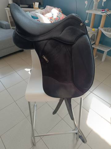 Sella da dressage Wintec  17" - 2012