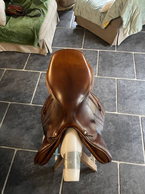 Sella da salto ostacoli Butet  17.5" - 2018