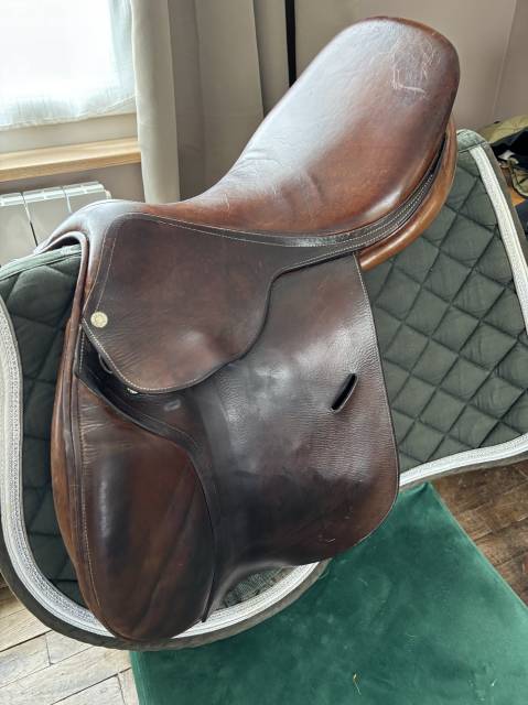 Sella da salto ostacoli Butet  17" - 2000