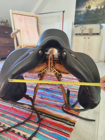 Sella da dressage Antarès  17" - 2013