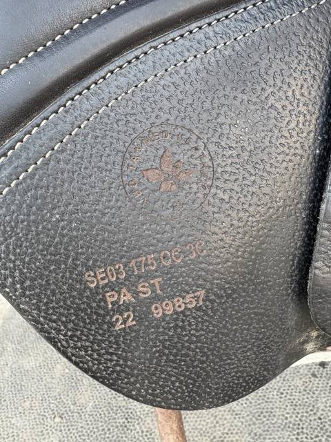 Sella da salto ostacoli CWD  17.5" - 2022