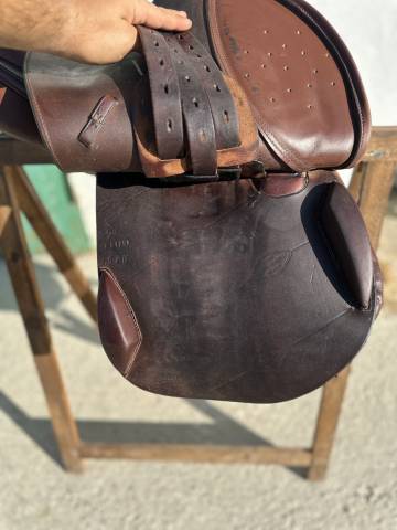 Sella Henri De Rivel