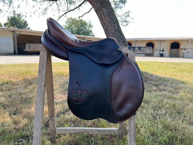 Sella da salto ostacoli Delgrange  17.5" - 2018