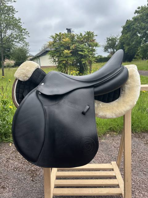 Sella da salto ostacoli Forestier  17.5" - 2022