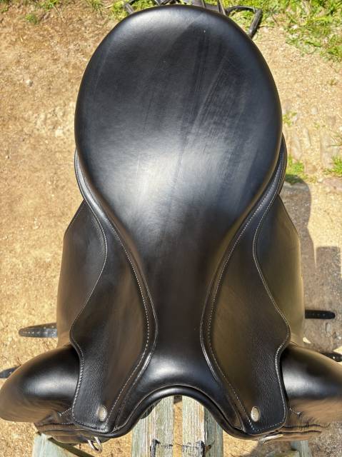 Sella da dressage Childeric  17.5" - 2021