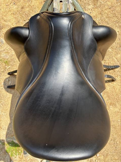 Sella da dressage Childeric  17.5" - 2021