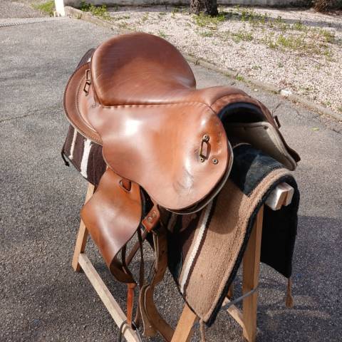 Sella da trekking  Hugues PETEL 16.5" - 2010