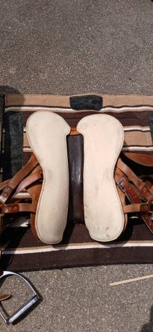 Sella da trekking  Hugues PETEL 16.5" - 2010