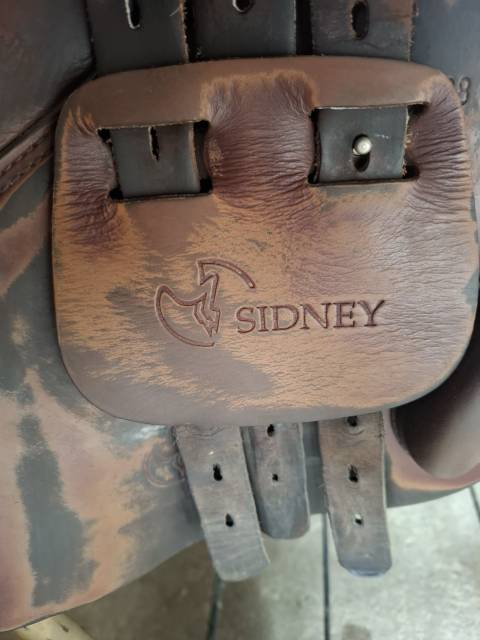 Sella da salto ostacoli Prestige Italia Sydney 17" - 2008