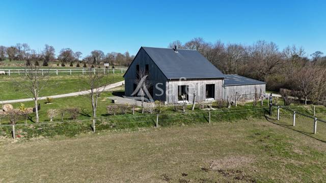 Propriet&agrave; equestre In vendita Manche