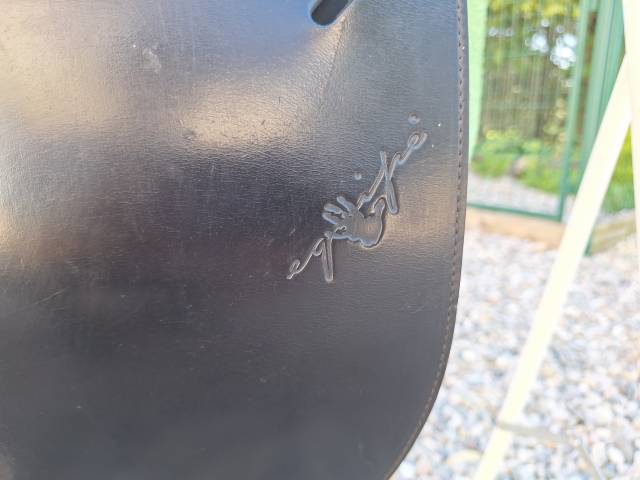 Sella da salto ostacoli Equipe  17" - 2012