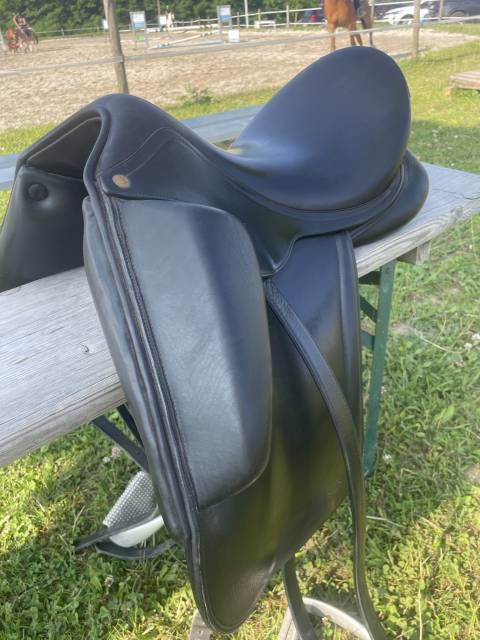 Sella da dressage Aulion  16" - 2019