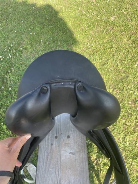 Sella da dressage Aulion  16" - 2019