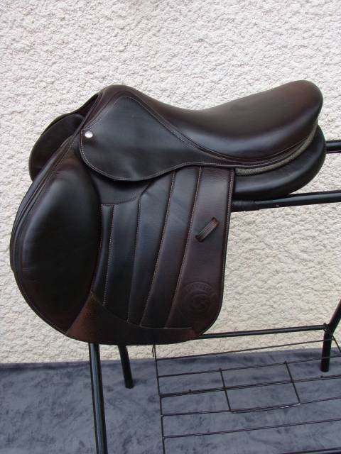 Sella da salto ostacoli Forestier  17" - 2023