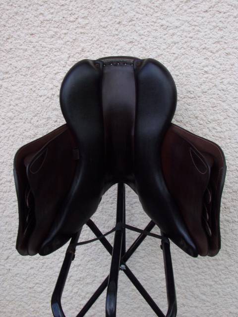 Sella da salto ostacoli Forestier  17" - 2023