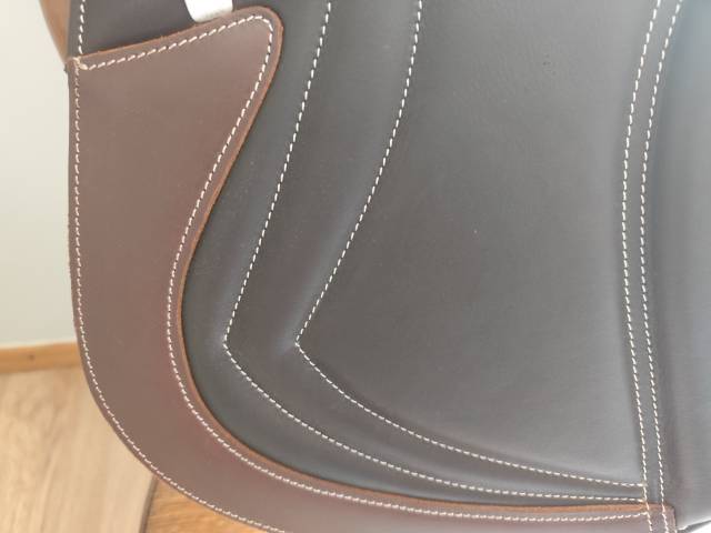 Sella da salto ostacoli  EKUS  17.5" - 2025