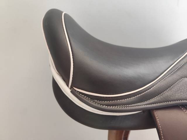 Sella da salto ostacoli  EKUS  17.5" - 2025