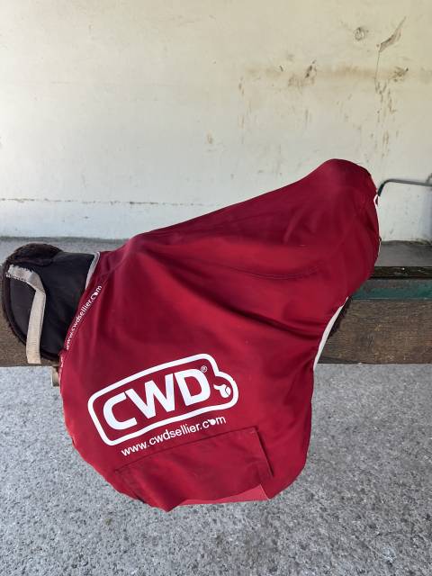 Sella da salto ostacoli CWD  17" - 2020