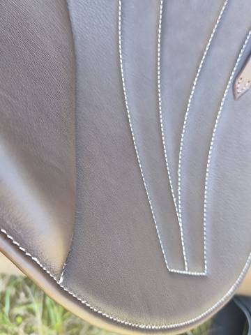 Sella da salto ostacoli  EKUS F5 17.5" - 2025