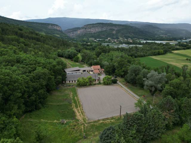 Alloggio equestre In vendita Alpes-de-Haute-Provence