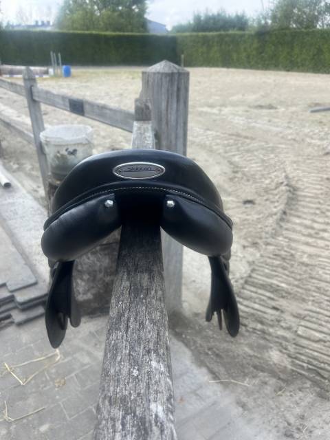 Sella da salto ostacoli Stubben  17.5" - 2021