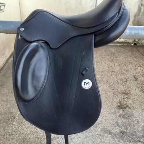 Sella da dressage Meyer  17.5" - 2022