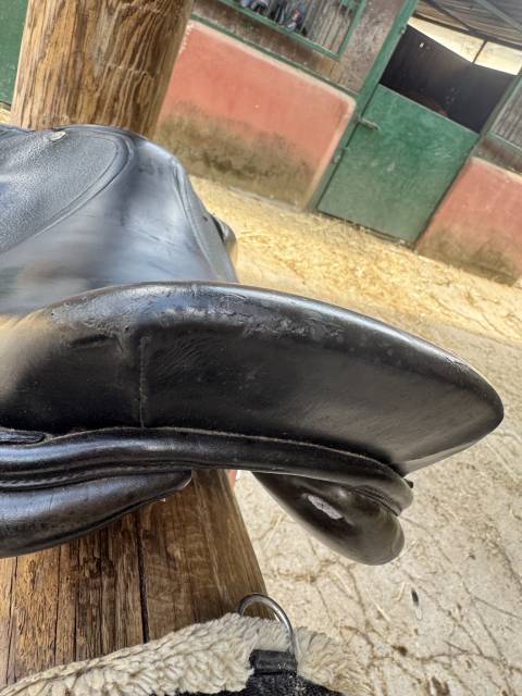 Sella da salto ostacoli Tattini  17" - 2019